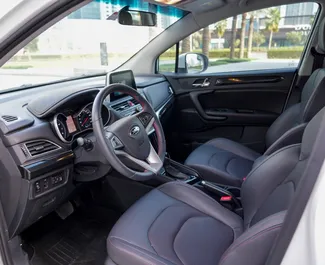 JAC S3+ 2023 do wynajęcia w Dubaju. Limit przebiegu 250 km/dzień.