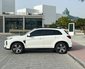 Mitsubishi ASX – samochód kategorii Komfort, Crossover na wynajem w ZEA ✓ Depozyt 1000 AED ✓ Ubezpieczenie: OC, CDW, SCDW, Pasażerowie, Od Kradzieży.