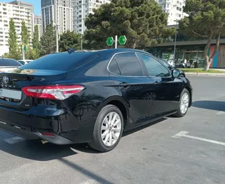 Wynajem samochodu Toyota Camry nr 11948 (Automatyczna) w Baku, z silnikiem 2,5l. Benzyna ➤ Bezpośrednio od Emil w Azerbejdżanie.