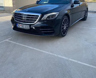 Wynajmij Mercedes-Benz S-Class 2015 w Czarnogórze. Paliwo: Diesel. Moc: 470 KM ➤ Koszt od 288 EUR za dobę.