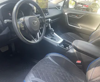 Toyota Rav4 – samochód kategorii Komfort, SUV, Crossover na wynajem w Azerbejdżanie ✓ Depozyt 300 AZN ✓ Ubezpieczenie: OC, CDW, Od Kradzieży.