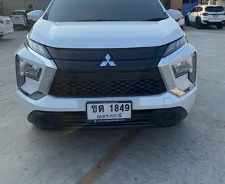 Wypożyczalnia Mitsubishi Xpander na lotnisku Suvarnabhumi w Bangkoku, Tajlandia ✓ Nr 11207. ✓ Skrzynia Automatyczna ✓ Opinii: 0.