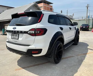 Silnik Diesel 2,2 l – Wynajmij Ford Everest na lotnisku Suvarnabhumi w Bangkoku.