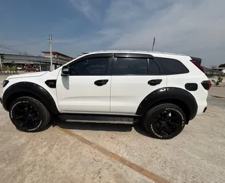 Wypożyczalnia Ford Everest na lotnisku Suvarnabhumi w Bangkoku, Tajlandia ✓ Nr 11972. ✓ Skrzynia Automatyczna ✓ Opinii: 0.