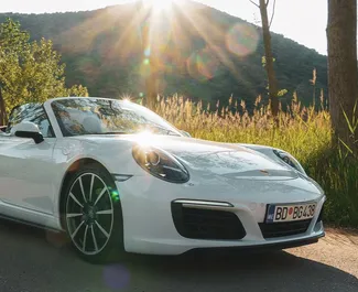 Porsche 911 Carrera S Cabrio 2014 do wynajęcia w Becici. Limit przebiegu nieograniczony.