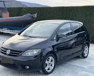 Wypożyczalnia Volkswagen Golf Plus na lotnisku w Tiranie, Albania ✓ Nr 11961. ✓ Skrzynia Manualna ✓ Opinii: 0.