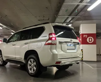 Wynajem samochodu Toyota Land Cruiser Prado nr 12181 (Automatyczna) w Baku, z silnikiem 2,7l. Benzyna ➤ Bezpośrednio od Emil w Azerbejdżanie.