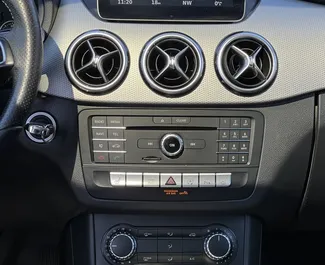 Mercedes-Benz B-Class 2018 do wynajęcia w Budvie. Limit przebiegu nieograniczony.