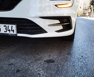 Silnik Benzyna 1,3 l – Wynajmij Renault Megane Sedan w Stambule.