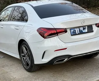 Wynajmij Mercedes-Benz A180 2020 w Albanii. Paliwo: Diesel. Moc: 140 KM ➤ Koszt od 85 EUR za dobę.