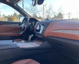 Silnik Benzyna 3,0 l – Wynajmij Maserati Levante S w Tbilisi.