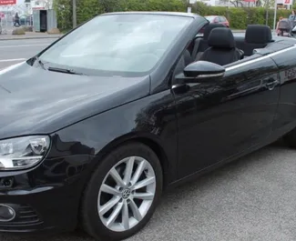 Wynajmij Volkswagen Eos 2011 w Czarnogórze. Paliwo: Diesel. Moc: 140 KM ➤ Koszt od 40 EUR za dobę.