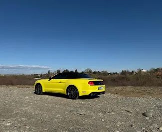 Wypożyczalnia Ford Mustang Cabrio w Tbilisi, Gruzja ✓ Nr 12494. ✓ Skrzynia Automatyczna ✓ Opinii: 0.
