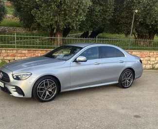 Wypożyczalnia Mercedes-Benz E250 w Becici, Czarnogóra ✓ Nr 12157. ✓ Skrzynia Automatyczna ✓ Opinii: 0.