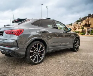 Wynajmij Audi RS3 2023 w Hiszpanii. Paliwo: Benzyna. Moc: 4000 KM ➤ Koszt od 350 EUR za dobę.