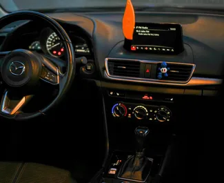 Mazda 3 2018 do wynajęcia w Tbilisi. Limit przebiegu nieograniczony.