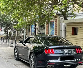 Silnik Benzyna 2,3 l – Wynajmij Ford Mustang Coupe w Baku.
