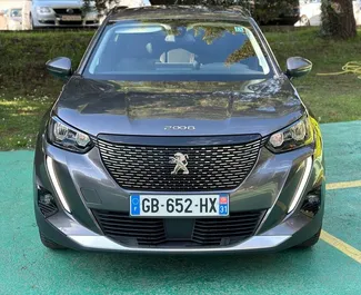 Wynajmij Peugeot 2008 2022 w Czarnogórze. Paliwo: Diesel. Moc: 130 KM ➤ Koszt od 27 EUR za dobę.
