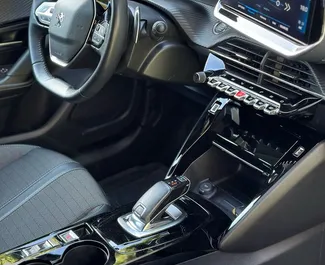 Peugeot 2008 2022 do wynajęcia w Rafailowiczach. Limit przebiegu nieograniczony.