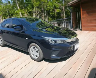 Wynajem samochodu Honda City nr 13078 (Automatyczna) w Bangkoku, z silnikiem 1,0l. Benzyna ➤ Bezpośrednio od Joey w Tajlandii.