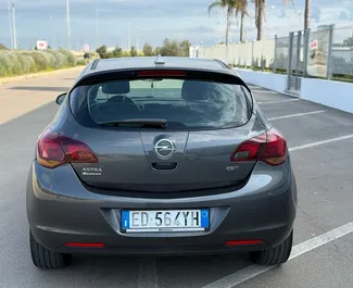 Silnik Diesel 1,7 l – Wynajmij Opel Astra w Durres.