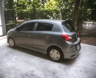 Wynajem samochodu Mitsubishi Mirage nr 13076 (Automatyczna) w Bangkoku, z silnikiem 1,2l. Benzyna ➤ Bezpośrednio od Joey w Tajlandii.