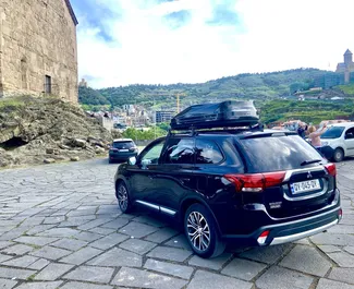 Silnik Benzyna  l – Wynajmij Mitsubishi Outlander Xl w Tbilisi.