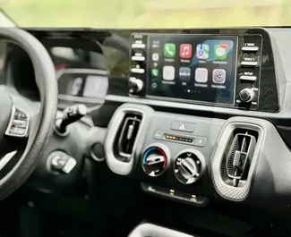 Wynajmij Kia Sonet 2024 w ZEA. Paliwo: Benzyna. Moc: 115 KM ➤ Koszt od 108 AED za dobę.