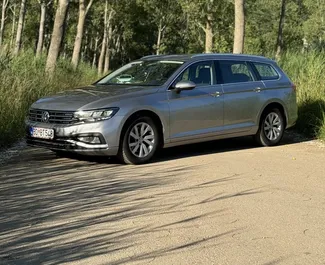 Wynajem samochodu Volkswagen Passat Variant nr 13130 (Automatyczna) w Budvie, z silnikiem 1,6l. Diesel ➤ Bezpośrednio od Luka w Czarnogórze.