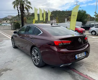 Wypożyczalnia Opel Insignia na lotnisku w Tiranie, Albania ✓ Nr 13135. ✓ Skrzynia Automatyczna ✓ Opinii: 0.