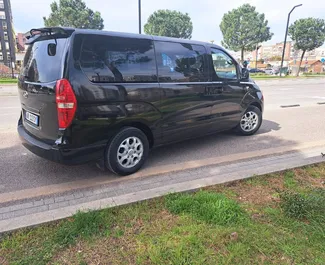 Wynajem samochodu Hyundai Starex nr 13043 (Automatyczna) w Tiranie, z silnikiem 2,5l. Diesel ➤ Bezpośrednio od Besmir w Albanii.