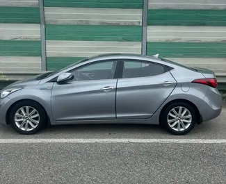 Wynajmij Hyundai Elantra 2020 w Albanii. Paliwo: Diesel. Moc: 140 KM ➤ Koszt od 16 EUR za dobę.
