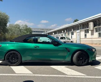 Wynajmij BMW M4 Competition 2023 w Hiszpanii. Paliwo: Benzyna. Moc: 3 KM ➤ Koszt od 500 EUR za dobę.