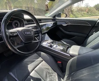 Silnik Benzyna  l – Wynajmij Audi A8 L w Alicante.