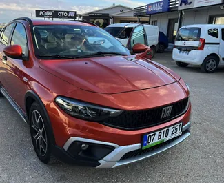 Wypożyczalnia Fiat Egea Cross na lotnisku w Antalyi, Turcja ✓ Nr 6557. ✓ Skrzynia Manualna ✓ Opinii: 3.