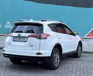 Silnik Hybryda 2,5 l – Wynajmij Toyota Rav4 w Batumi.