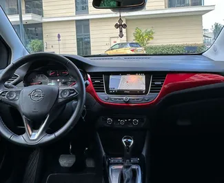 Opel Crossland 2021 do wynajęcia w Belgradzie. Limit przebiegu nieograniczony.