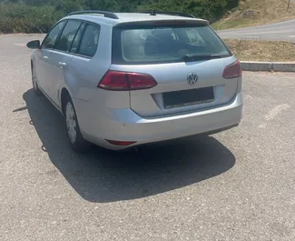 Wynajmij Volkswagen Golf Variant 2014 w Czarnogórze. Paliwo: Diesel. Moc: 110 KM ➤ Koszt od 20 EUR za dobę.