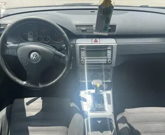 Wynajmij Volkswagen Passat 2008 w Czarnogórze. Paliwo: Diesel. Moc: 140 KM ➤ Koszt od 24 EUR za dobę.
