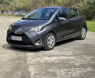 Wypożyczalnia Toyota Yaris w Budvie, Czarnogóra ✓ Nr 13125. ✓ Skrzynia Automatyczna ✓ Opinii: 1.