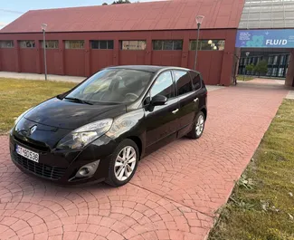 Renault Grand Scenic – samochód kategorii Komfort, Premium, Minivan na wynajem w Czarnogórze ✓ Bez Depozytu ✓ Ubezpieczenie: Zagranica.