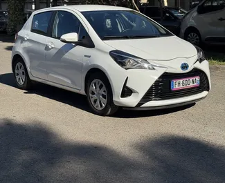Toyota Yaris – samochód kategorii Ekonomiczny, Komfort na wynajem w Czarnogórze ✓ Depozyt 800 EUR ✓ Ubezpieczenie: OC, CDW, SCDW, FDW, Zagranica.