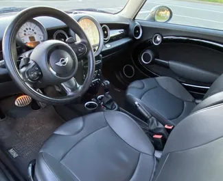Silnik Benzyna 2,0 l – Wynajmij Mini Cooper S w Tbilisi.