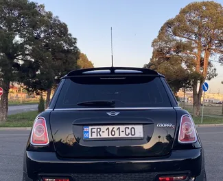 Wynajem samochodu Mini Cooper S nr 12223 (Automatyczna) w Tbilisi, z silnikiem 2,0l. Benzyna ➤ Bezpośrednio od Lasha w Gruzji.