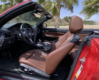 Silnik Benzyna  l – Wynajmij BMW 218i Cabrio w Alicante.