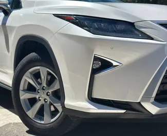 Wynajmij Lexus RX 300 2017 w Hiszpanii. Paliwo: Benzyna. Moc:  KM ➤ Koszt od 100 EUR za dobę.