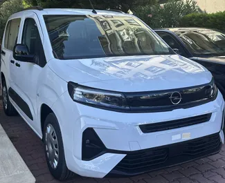 Wypożyczalnia Opel Combo Life na lotnisku w Antalyi, Turcja ✓ Nr 14061. ✓ Skrzynia Automatyczna ✓ Opinii: 0.