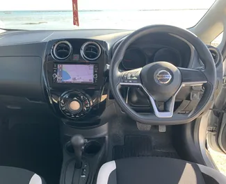 Wynajmij Nissan Note 2019 na Cyprze. Paliwo: Benzyna. Moc: 120 KM ➤ Koszt od 25 EUR za dobę.