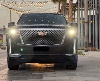 Wypożyczalnia Cadillac Escalade w Dubaju, ZEA ✓ Nr 13584. ✓ Skrzynia Automatyczna ✓ Opinii: 0.