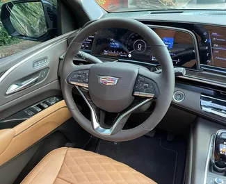Wynajem samochodu Cadillac Escalade nr 13584 (Automatyczna) w Dubaju, z silnikiem 45,0l. Benzyna ➤ Bezpośrednio od Mohammad w ZEA.